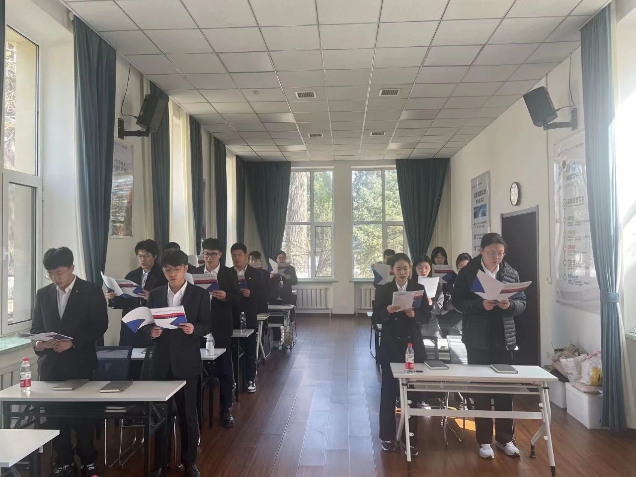 學(xué)習(xí)新知識(shí)，感悟新內(nèi)涵——鞍勤集團(tuán)、溫泉集團(tuán)、公服集團(tuán)新生培訓(xùn)迎來階段性成果