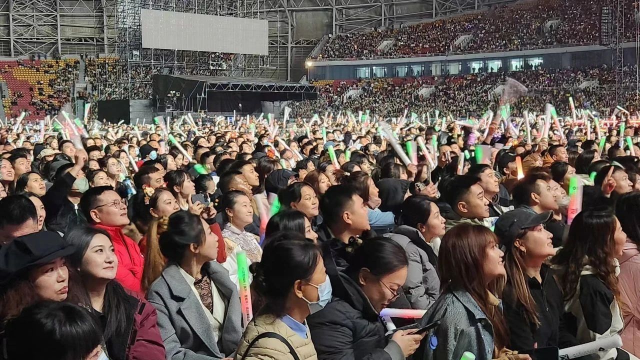 順程保安押運公司協(xié)助公安部門圓滿完成小沈陽《我不！是歌手》2024巡回演唱會鞍山站安保任務(wù)